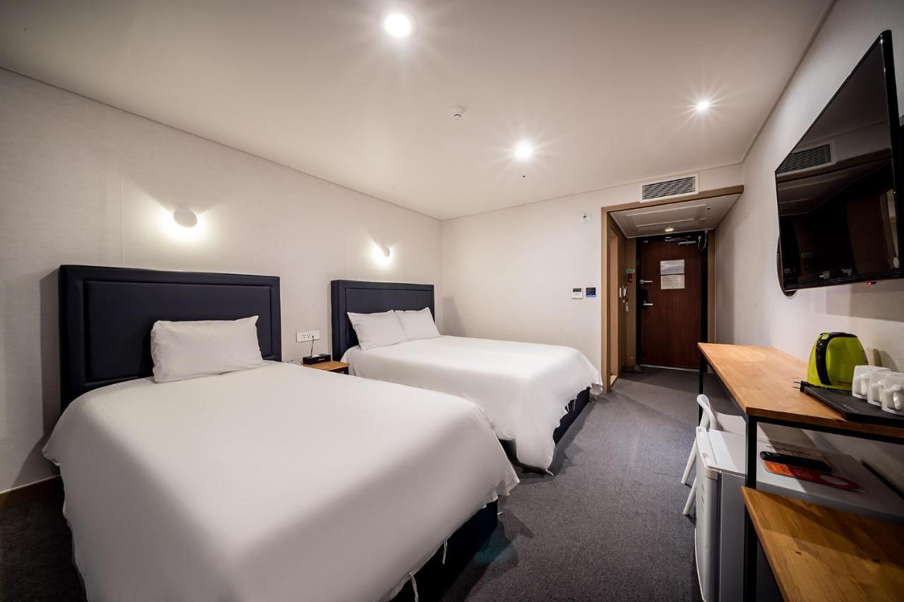 Sunrise Hotel Supjikoji Seogwipo Bagian luar foto