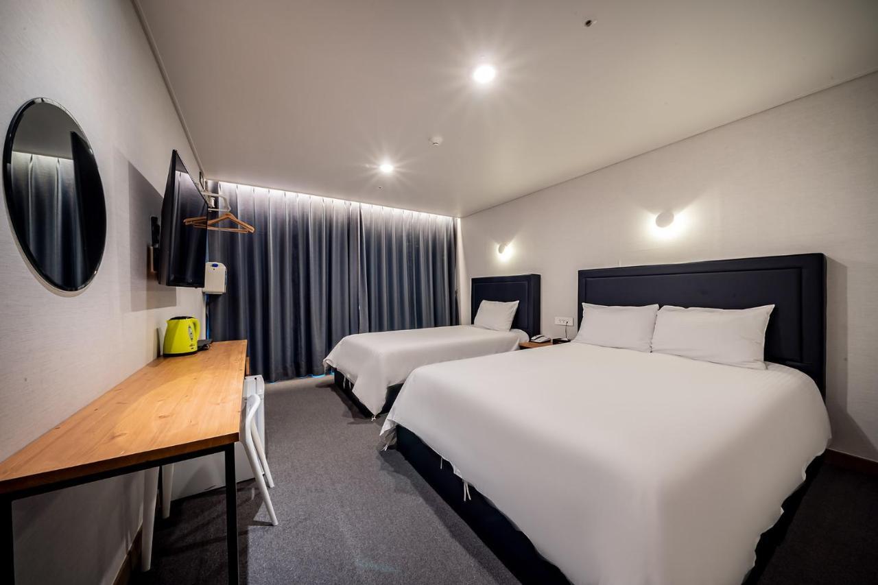 Sunrise Hotel Supjikoji Seogwipo Bagian luar foto
